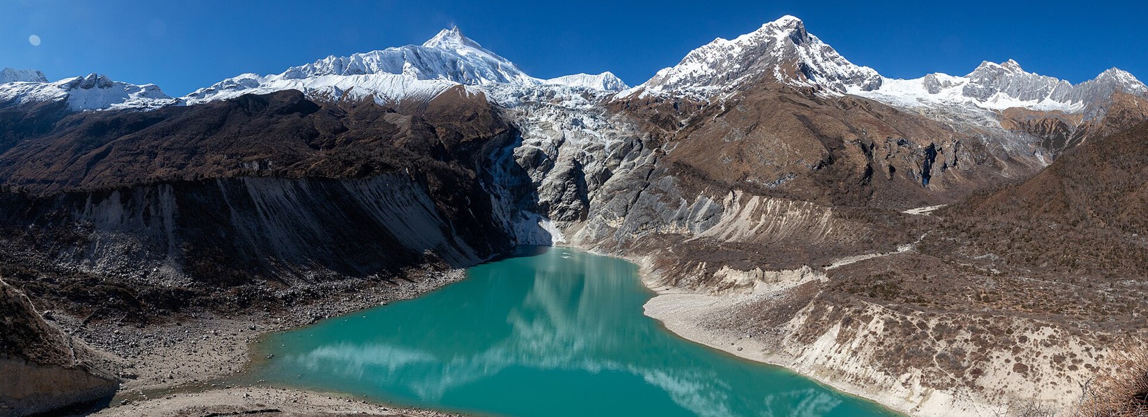 Manaslu View Larky  pass Trek